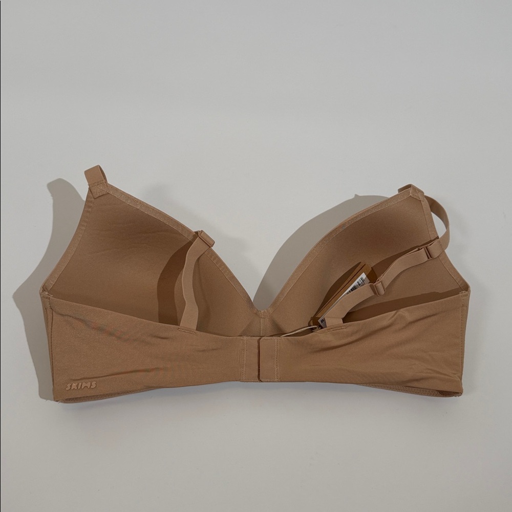 NWT Skims Wireless Form T-shirt Bra 38C Color Clay - Picture 2 of 7